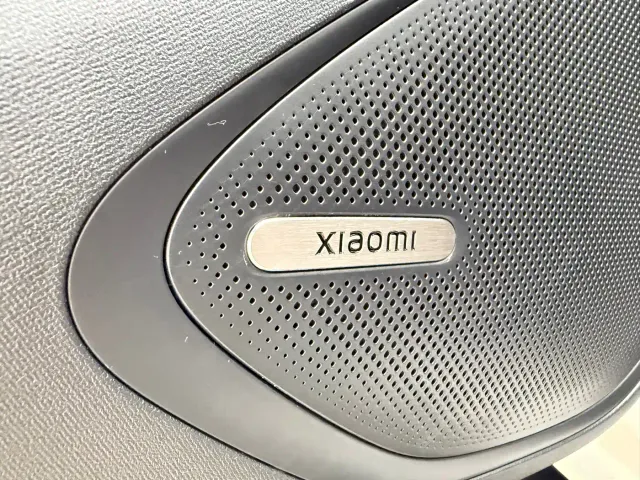 Xiaomi SU7 — Фото автомобиля 13