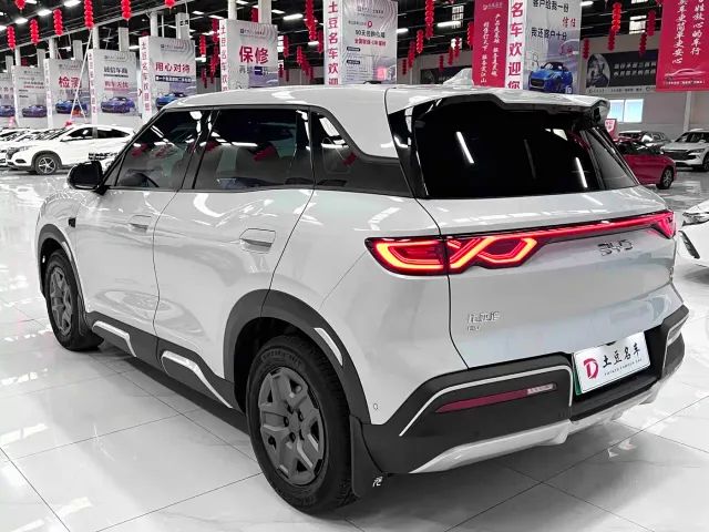 BYD Yuan UP — Фото автомобиля 6