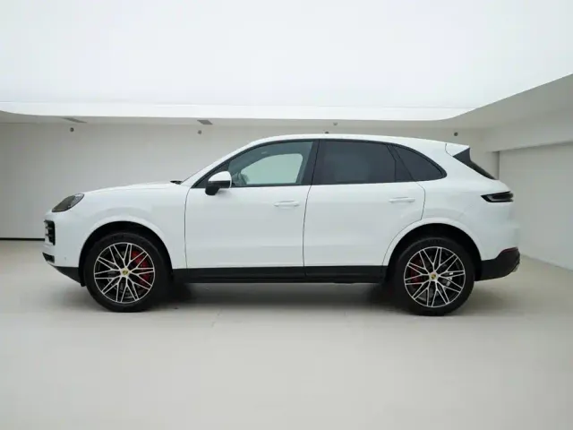 Porsche Cayenne — Фото автомобиля 3