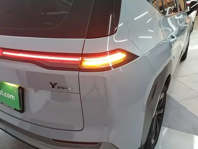 GAC Aion Y — Фото автомобиля 7