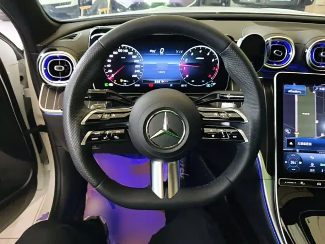 Mercedes-Benz C-Class — Фото автомобиля 10