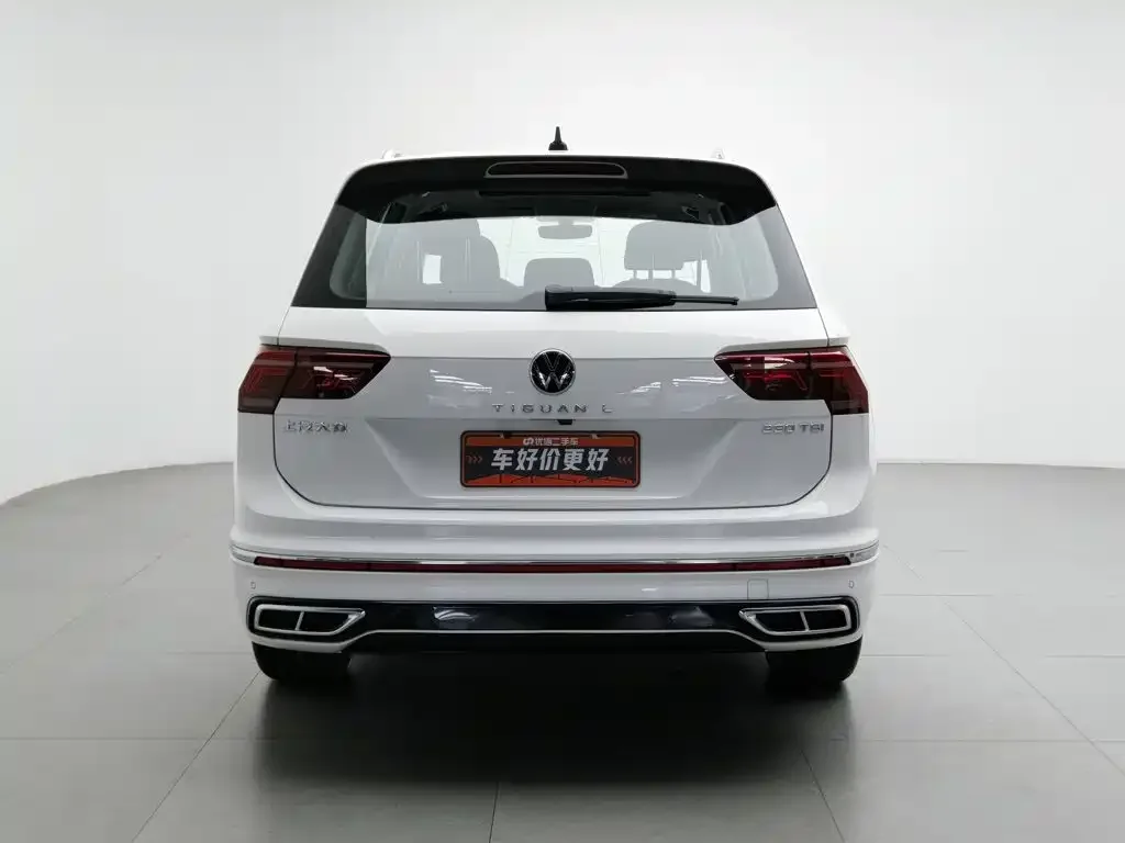 Volkswagen Tiguan L 2022 330TSI Auto 2WD R-Line Premium Edition — Фото автомобиля 4