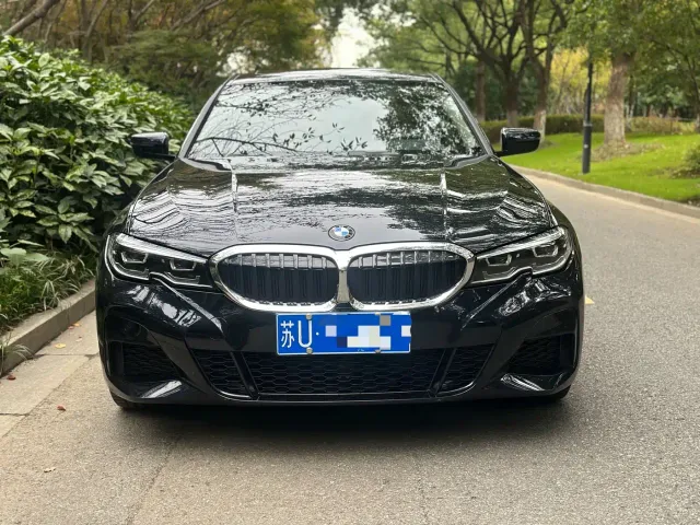 BMW 3 Series — Фото автомобиля 2