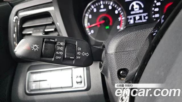 KG_Mobility_Ssangyong TIBOLI Very New Tivoli Бензин 1.5 2WD — Фото автомобиля 17