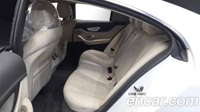 Mercedes-Benz CLS-Class — Фото автомобиля 10
