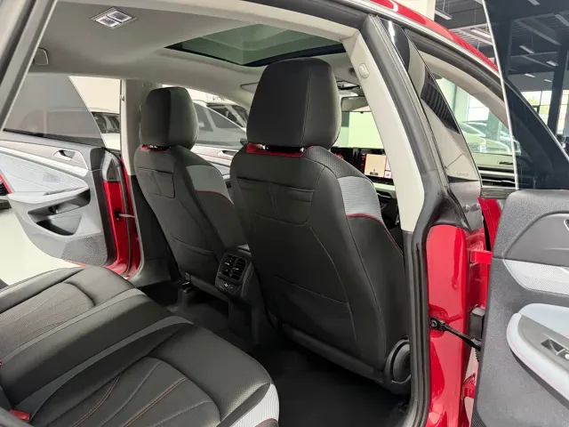 Volkswagen Lamando — Фото автомобиля 15