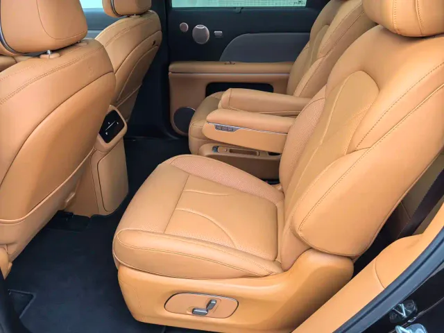 IM Motors LS8 — Фото автомобиля 5