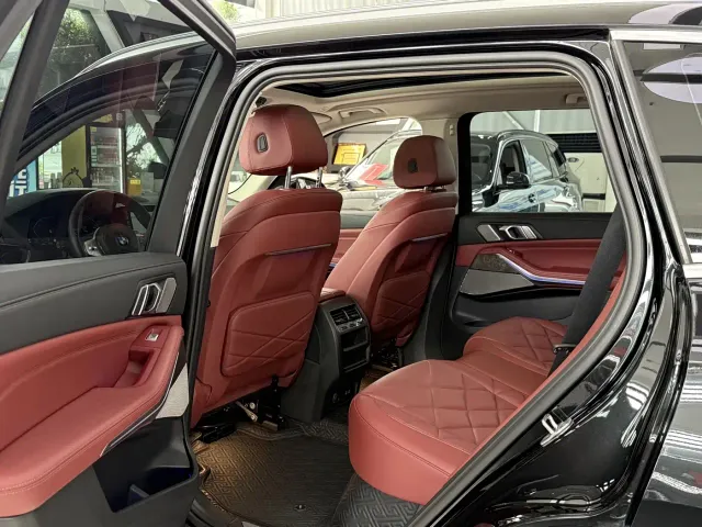 BMW X5 — Фото автомобиля 11