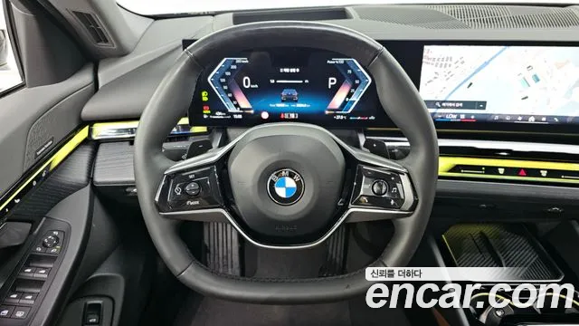 BMW 5-Series 5 серия (G60) — Фото автомобиля 13