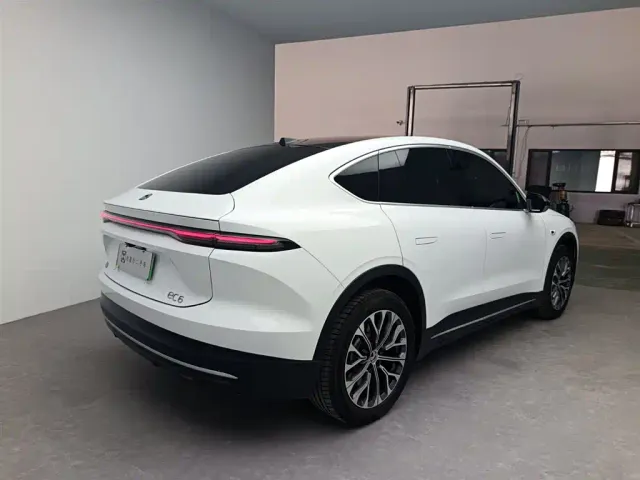 Nio EC6 — Фото автомобиля 11