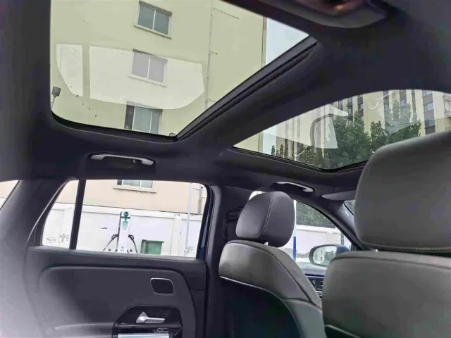 Mercedes-Benz EQA — Фото автомобиля 12