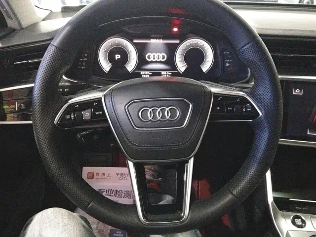 Audi A6L — Фото автомобиля 15
