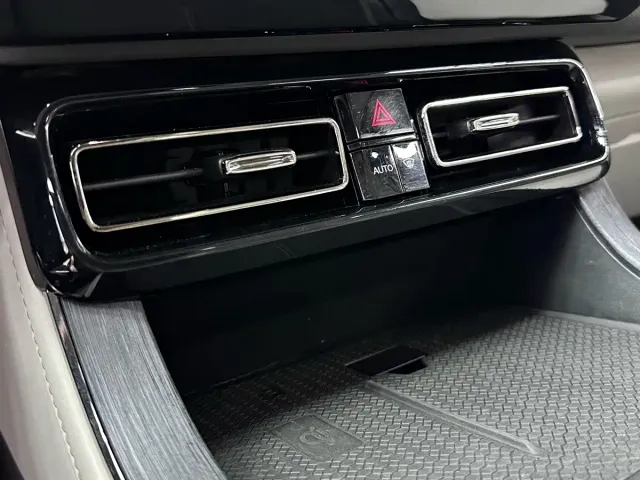 GAC Trumpchi GS8 — Фото автомобиля 23