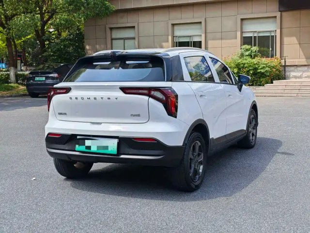 Geely Geometry E Firefly — Фото автомобиля 7