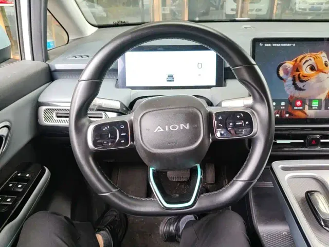 GAC Aion Y — Фото автомобиля 10