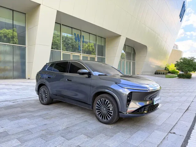 Dongfeng Aeolus L8 — Фото автомобиля 3