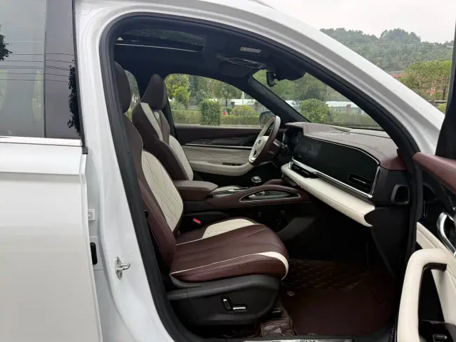 Geely Xingyue L — Фото автомобиля 6