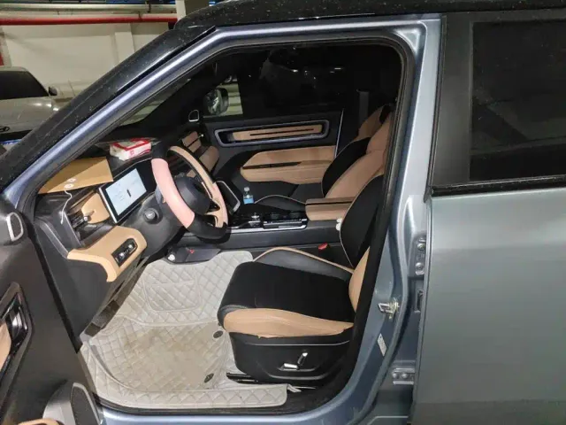 Geely ICON — Фото автомобиля 16