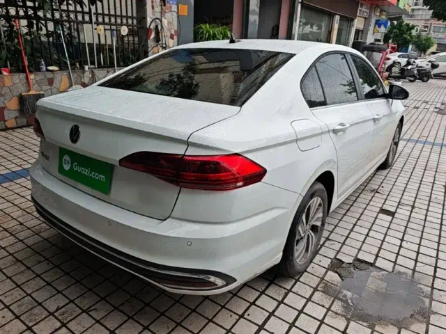 Volkswagen Bora 2025 200TSI DSG Joy Ride Navigation Edition — Фото автомобиля 6