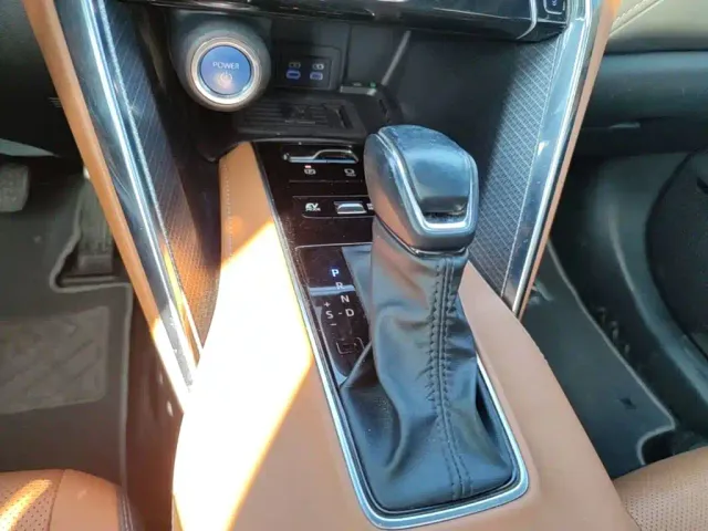 Toyota Venza — Фото автомобиля 13