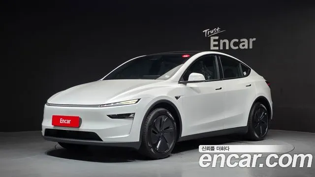 Фотография автомобиля — Tesla Model Y
