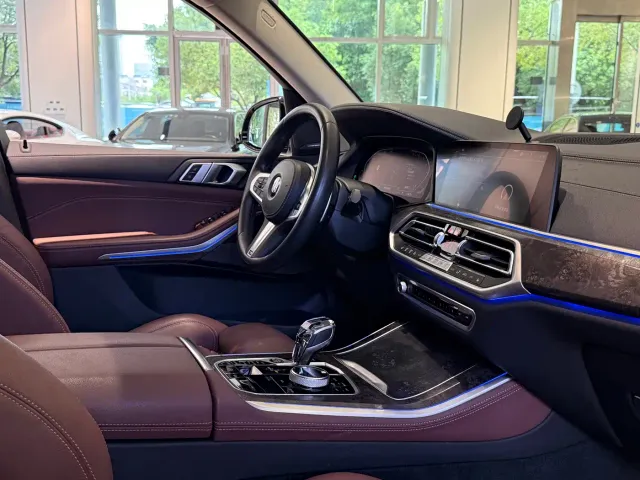 BMW X5 — Фото автомобиля 19