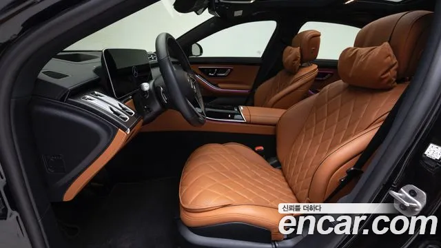 Mercedes-Benz S-Class — Фото автомобиля 14