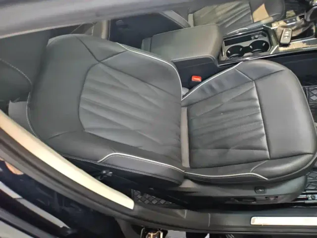 Volkswagen Passat — Фото автомобиля 24