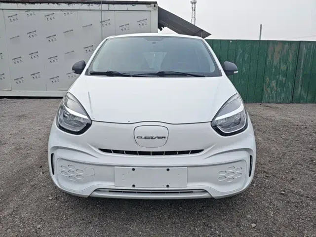Roewe Clever — Фото автомобиля 2