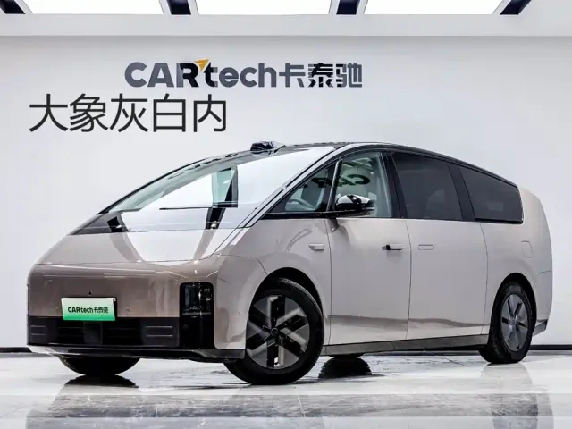 Li Auto MEGA — Фото автомобиля 2