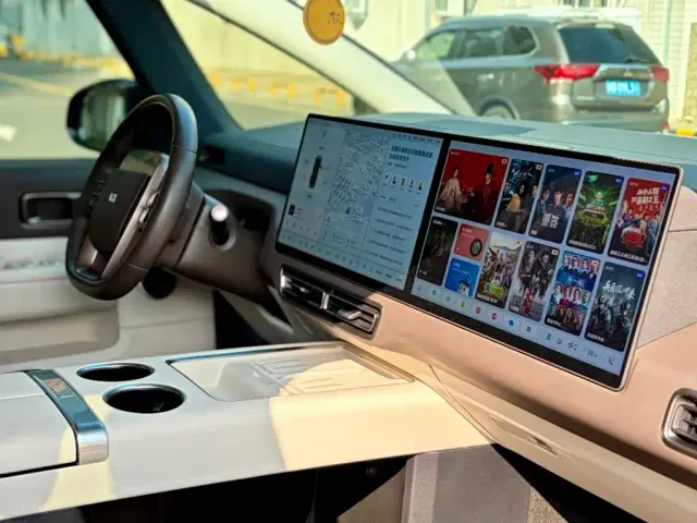 Li Auto MEGA — Фото автомобиля 8