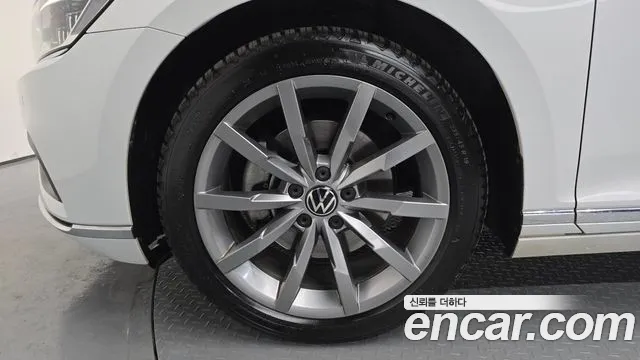 Volkswagen Passat Passat GT(B8) 2.0 TDI Prestige — Фото автомобиля 5