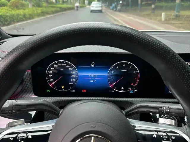 Mercedes-Benz A-Class — Фото автомобиля 8