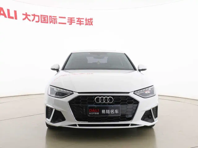 Audi A4L — Фото автомобиля 2