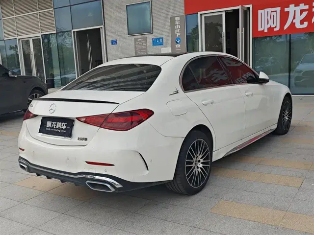 Mercedes-Benz C-Class — Фото автомобиля 5