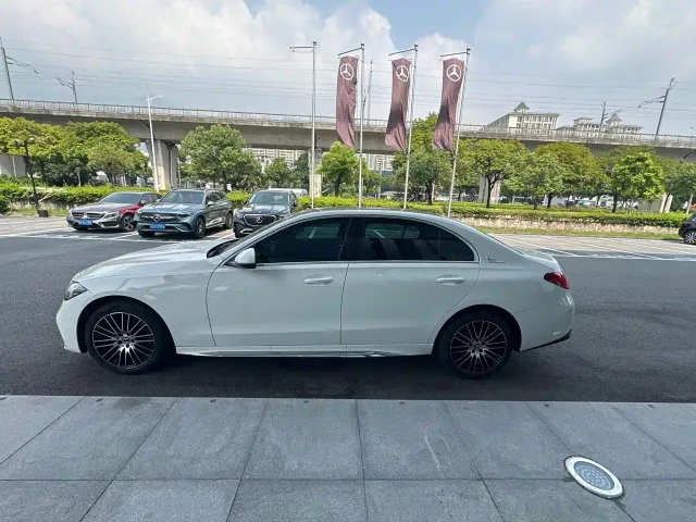 Mercedes-Benz C-Class — Фото автомобиля 6