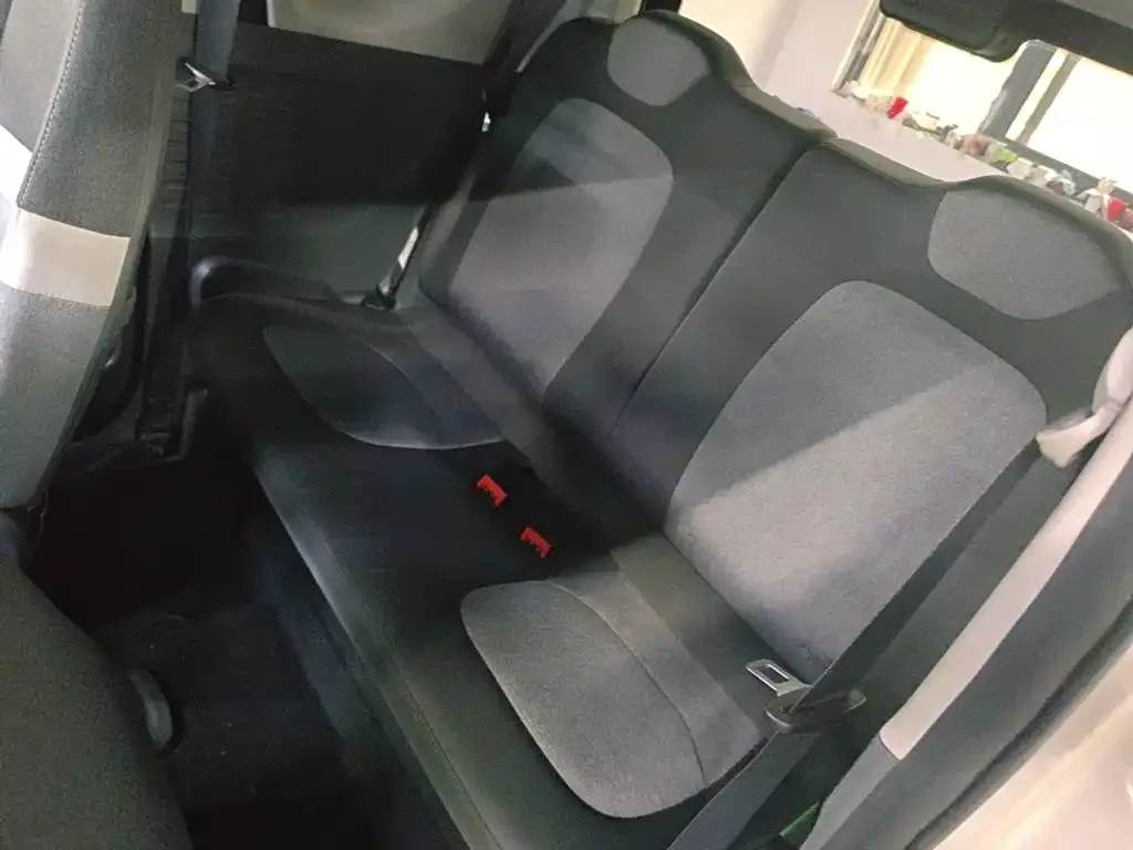 Wuling Motors Hongguang MINIEV 2022 Macaron Premium LFP — Фото автомобиля 16