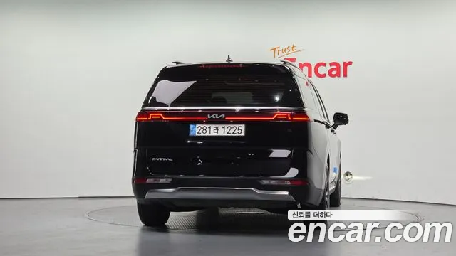 Kia Canival Carnival 4 поколение Дизель 9 мест Signature — Фото автомобиля 4