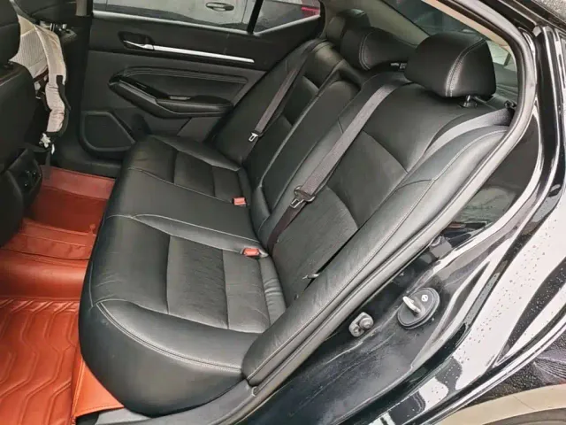 Nissan Teana — Фото автомобиля 16