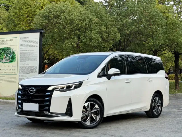 Фотография автомобиля — GAC Trumpchi M6