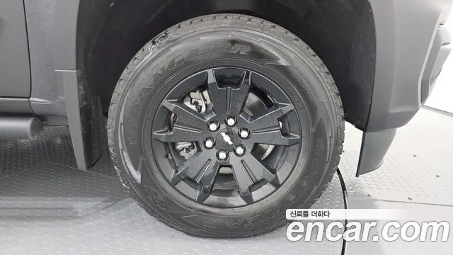 Chevrolet Colorado — Фото автомобиля 21