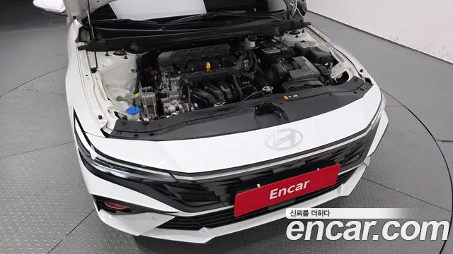 Hyundai Avante CN7 — Фото автомобиля 5