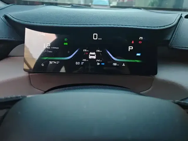 Geely Boyue L 2025 4th Generation 1.5TD DCT Journey Start — Фото автомобиля 13