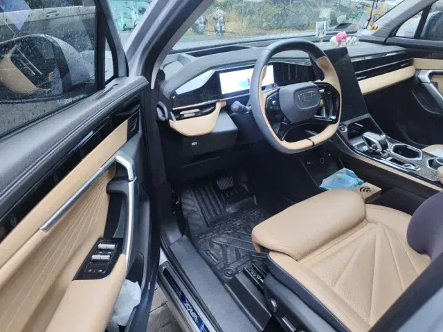 Geely Boyue L — Фото автомобиля 12