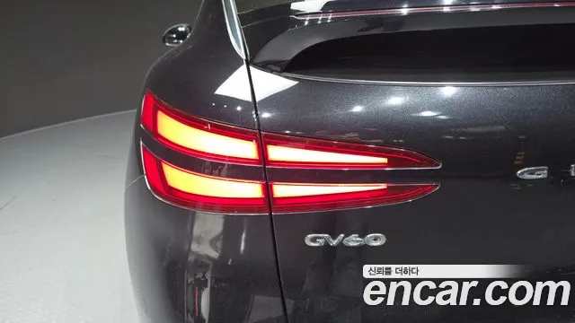 Genesis GV60 — Фото автомобиля 8