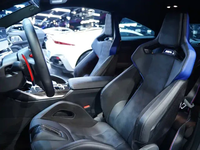 BMW M4 — Фото автомобиля 27