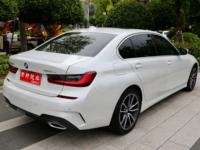 BMW 3 Series — Фото автомобиля 6