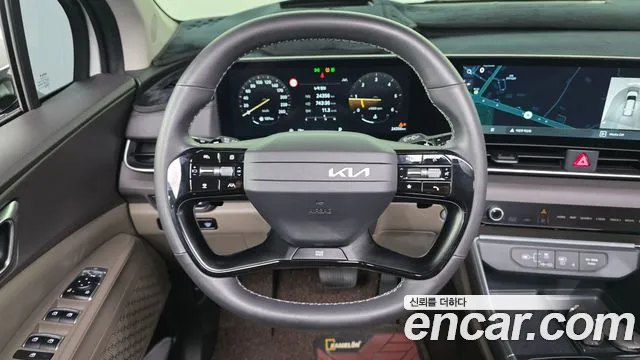 Kia Carnival — Фото автомобиля 24