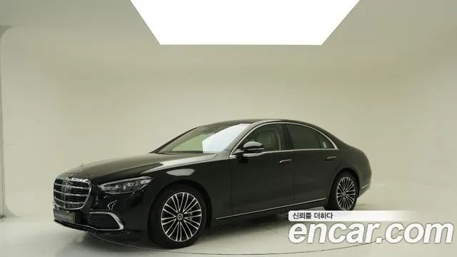 Фотография автомобиля — Mercedes-Benz S-Class W223