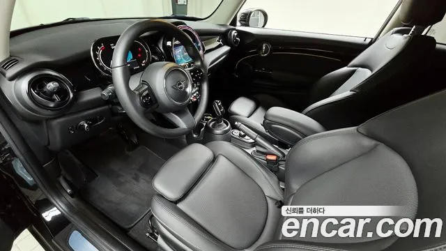 MINI Cooper — Фото автомобиля 10
